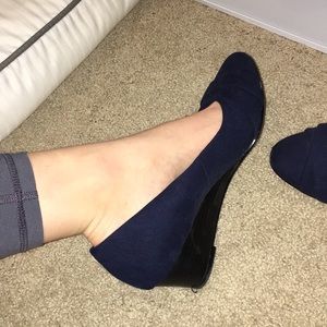 Navy blue wedges